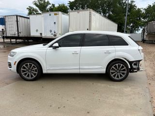 2017 Audi Q7 3.0T Premium - Exterior Side Driver Image